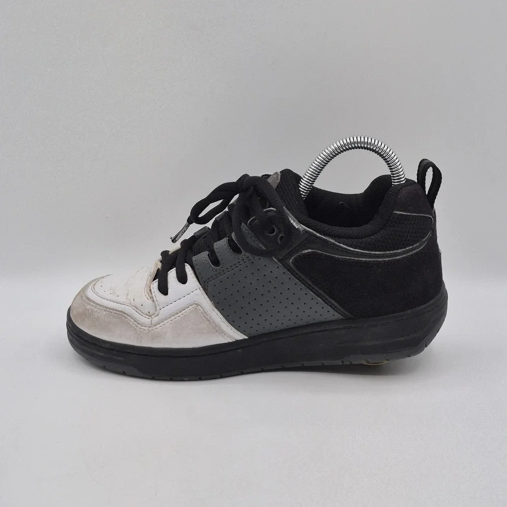 Heelys 387 Shoes Mens Size 7 Black Gray Wheeled Skate Low Top Sneakers